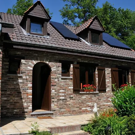 Tres Belle 4 Facades Dans Quartier Et Arbore - 5 Kms De فيلة *