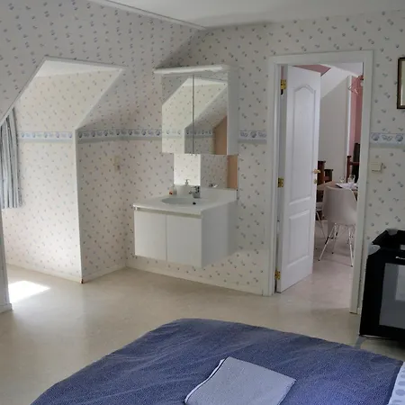 Tres Belle 4 Facades Dans Quartier Et Arbore - 5 Kms De فيلة *