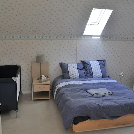 Tres Belle 4 Facades Dans Quartier Et Arbore - 5 Kms De Namur (Namen)