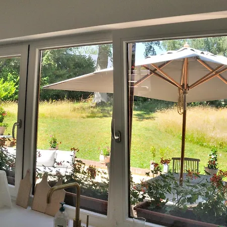 Tres Belle 4 Facades Dans Quartier Et Arbore - 5 Kms De *