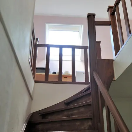 Tres Belle 4 Facades Dans Quartier Et Arbore - 5 Kms De Namur (Namen)